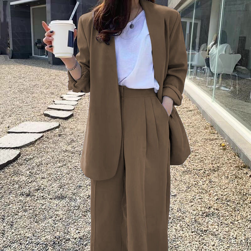 Khaki single-piece suit