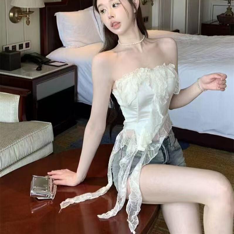 Sexy Lace Sleeveless Ruffled Outerwear Tube Top for Women, Summer Irregular Short Style with Ribbon, Recommended Top
