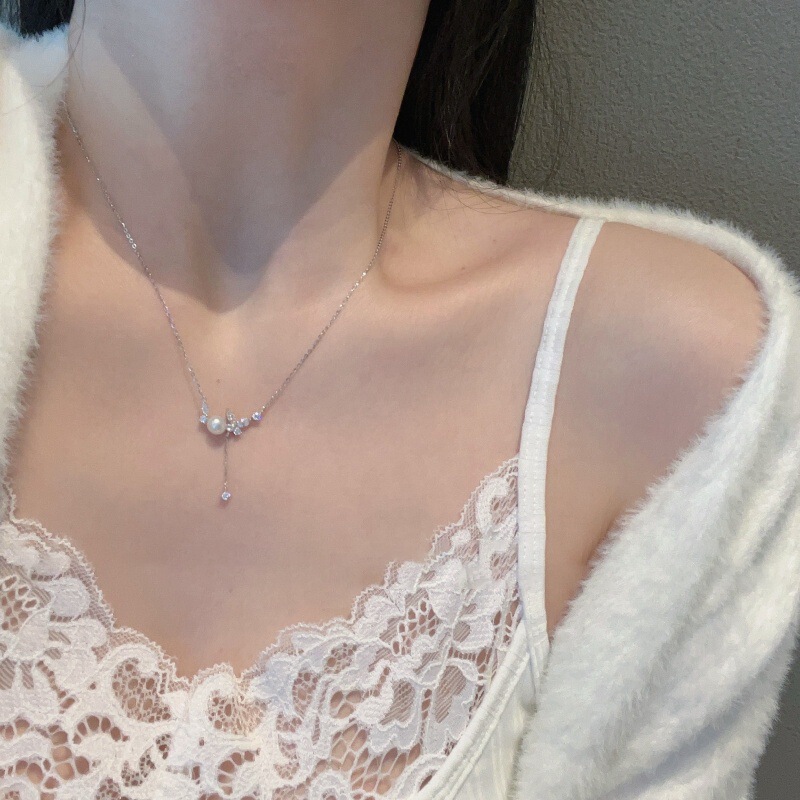 S925 スターリングシルバー天然淡水真珠蝶ネックレス女性の韓国スタイルの夏の新しいニッチデザインタッセル鎖骨チェーン|undefined