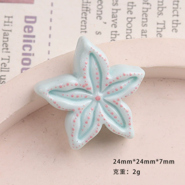 Small sea creatures-starfish