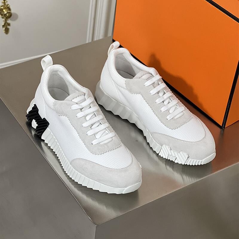 European Men's Shoes, Summer Breathable Fly-Knit Mesh Shoes, Sports Casual Shoes, Korean Style Fashionable, Lightweight and Comfortable White Shoes