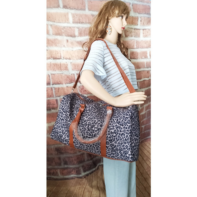 Women's Fashion Leopard Canvas Waterproof Travel Bags display picture 3