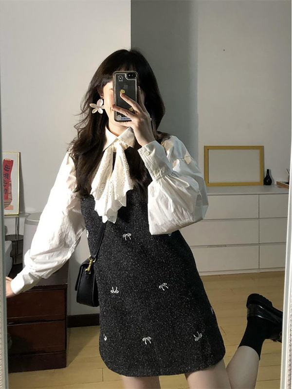 千金风蝴蝶结刺绣背心连衣裙子女秋季灯笼袖领结衬衫叠穿两件套装|undefined