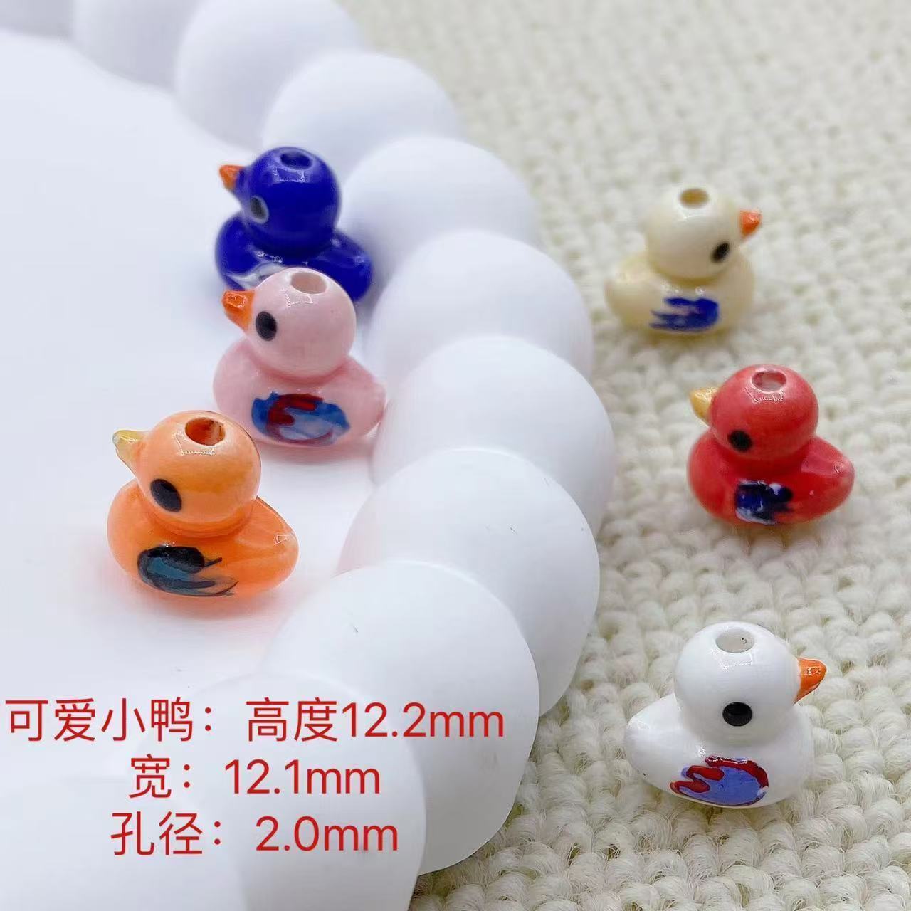 Cerámica de color simple perlada cara de pez cinco pétalos perlas de flores perlas sueltas diy accesorios de decoración de brazalete de cuentas hechas a mano