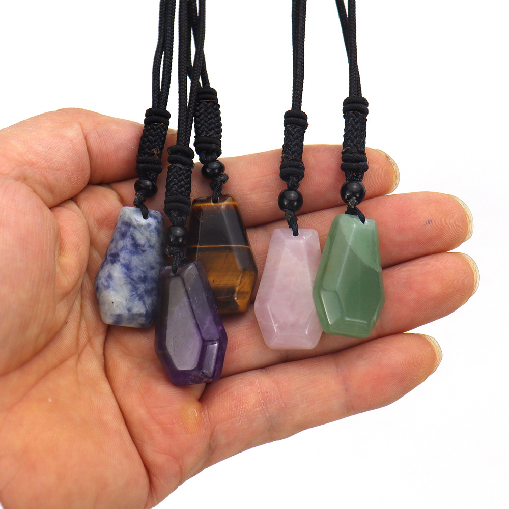 Ethnic Style Water Droplets Natural Stone Crystal Agate Pendant Necklace 1 Piece display picture 1