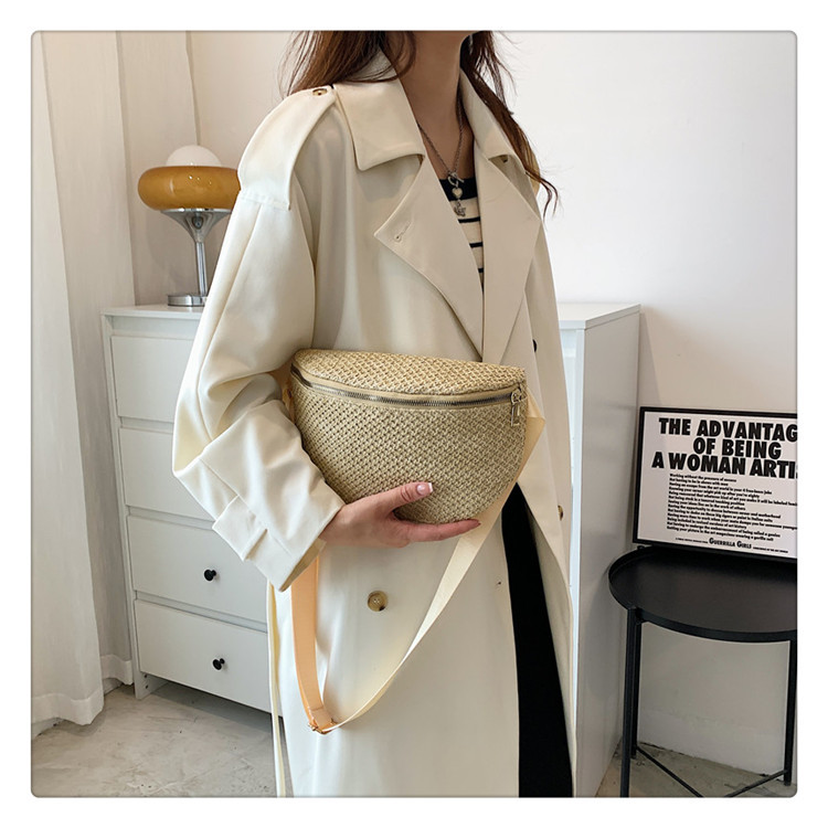 Women's Streetwear Solid Color Straw Waist Bags display picture 4