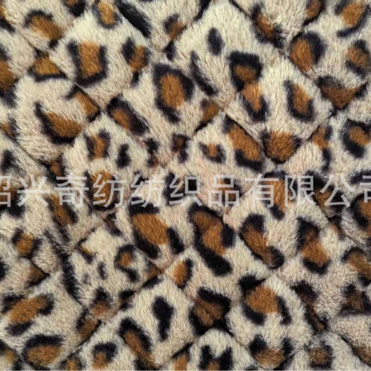 现货兔毛印花层超声波绗缝三合一罩衣面料睡衣加厚保暖供应暖绒