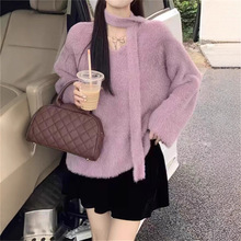 ��������������Ŵ��������Χ����ͷ���ë��Ůʱ�����ڴ���֯��