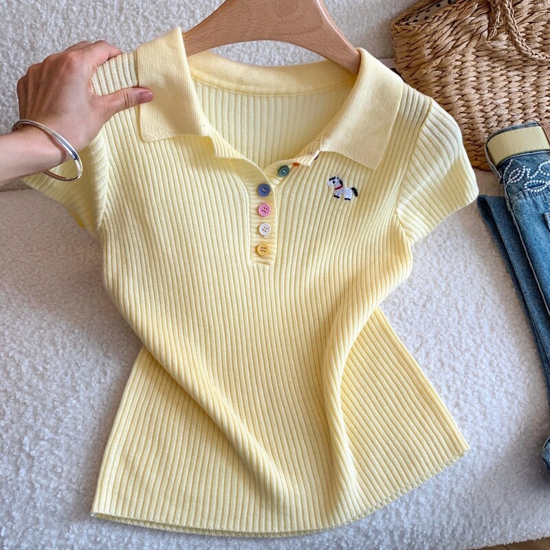 Korean-Style Colorful Button Polo Collar Short-Sleeve Knit Top for Women, Summer Thin Slim-Fit Short Top, Age-Reducing T-Shirt Korean-Style Colorful Button Polo Collar Short-Sleeve Knit Top for Women, Summer Thin Slim-Fit Short Top, Age-Reducing T-Shirt