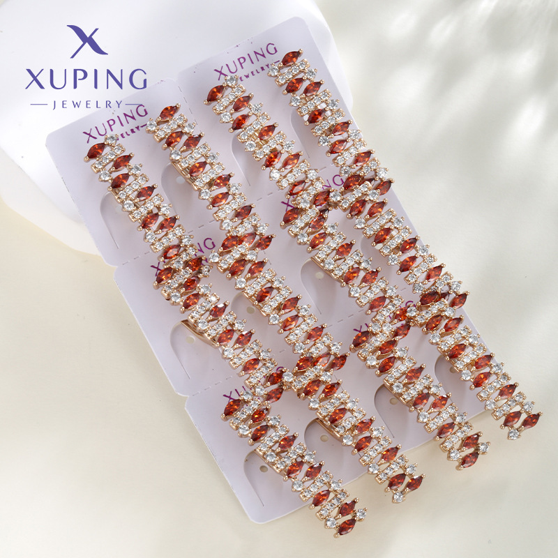 Xuping comercio exterior transfronterizo joyería de moda dorada auriculares lujosas sensación alta una tarjeta de otoño y invierno 6 pares de 12 pares de pendientes para mujeres