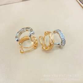 小香风耳环新款镶钻双色耳夹女轻奢高级感菱格coco耳骨夹批发跨境