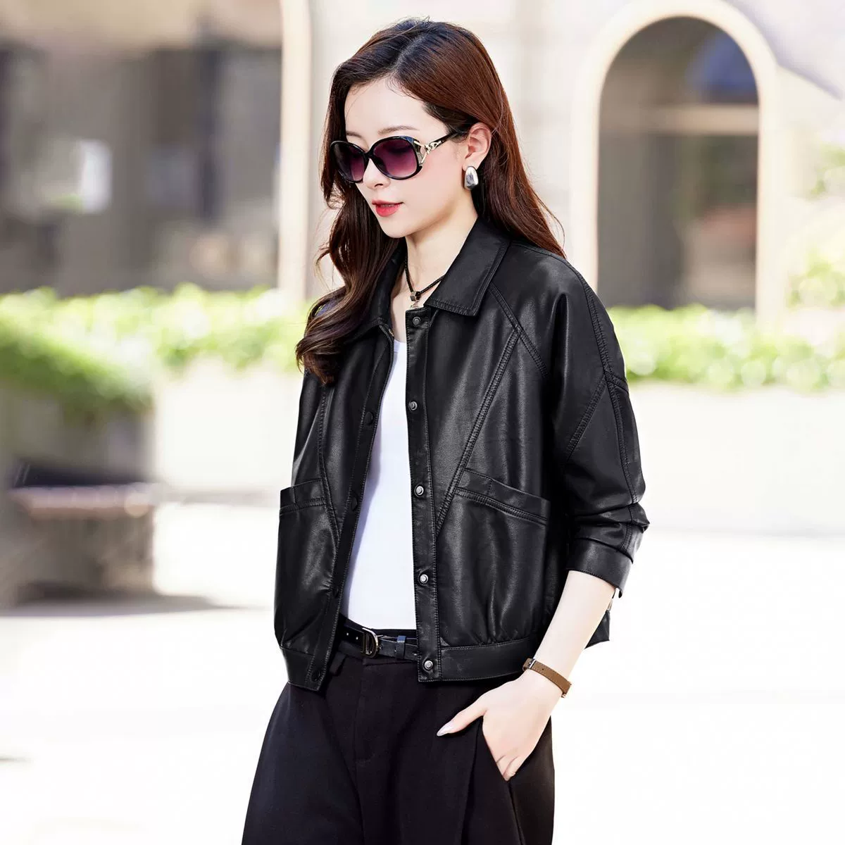 Short autumn jacket for leisure, high-quality style