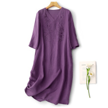 轻奢高端亚棉麻连衣裙2025夏季新款重工刺绣气质宽松连衣裙