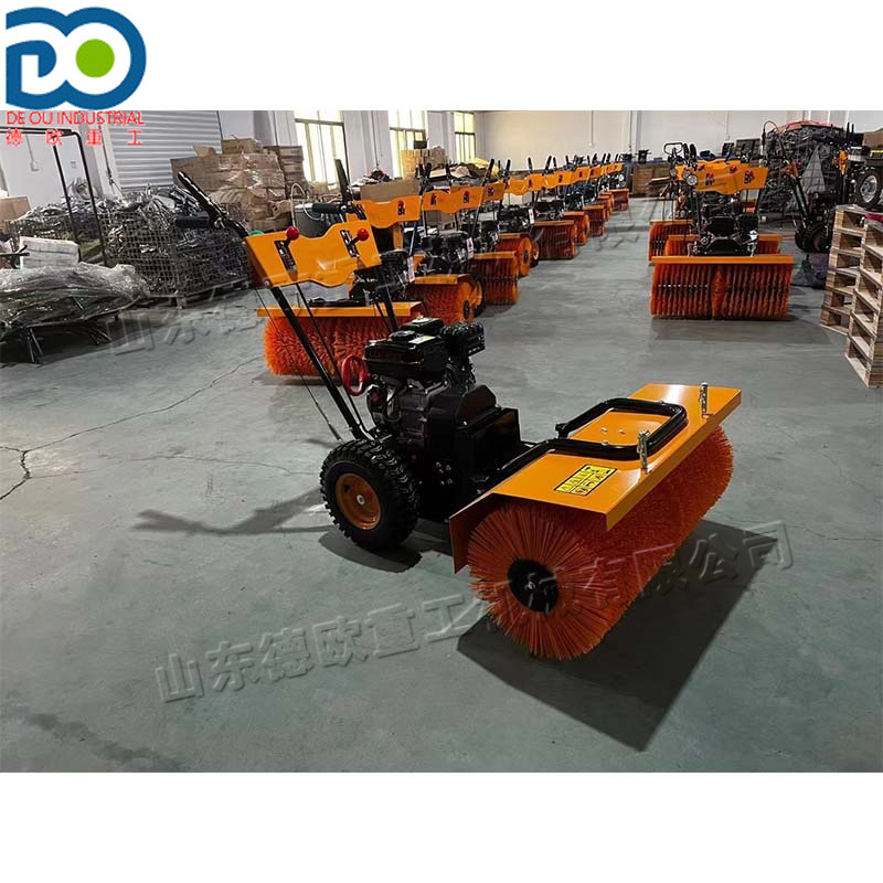 冬季路面大马力抛雪机 小区地面积雪清雪机 东三省毛刷式扫雪机