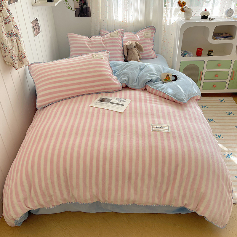 2024新款A类ins无印格子条条简约撞色马卡龙立体提花烂花雕花三角