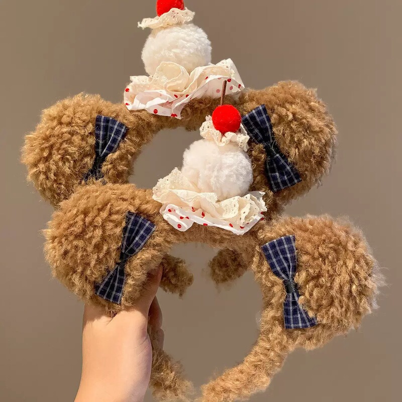 Women's high-end luxury hairband with a fun Mickey Mouse design, plush, non-slip, suitable for face washing and creating a high crown look