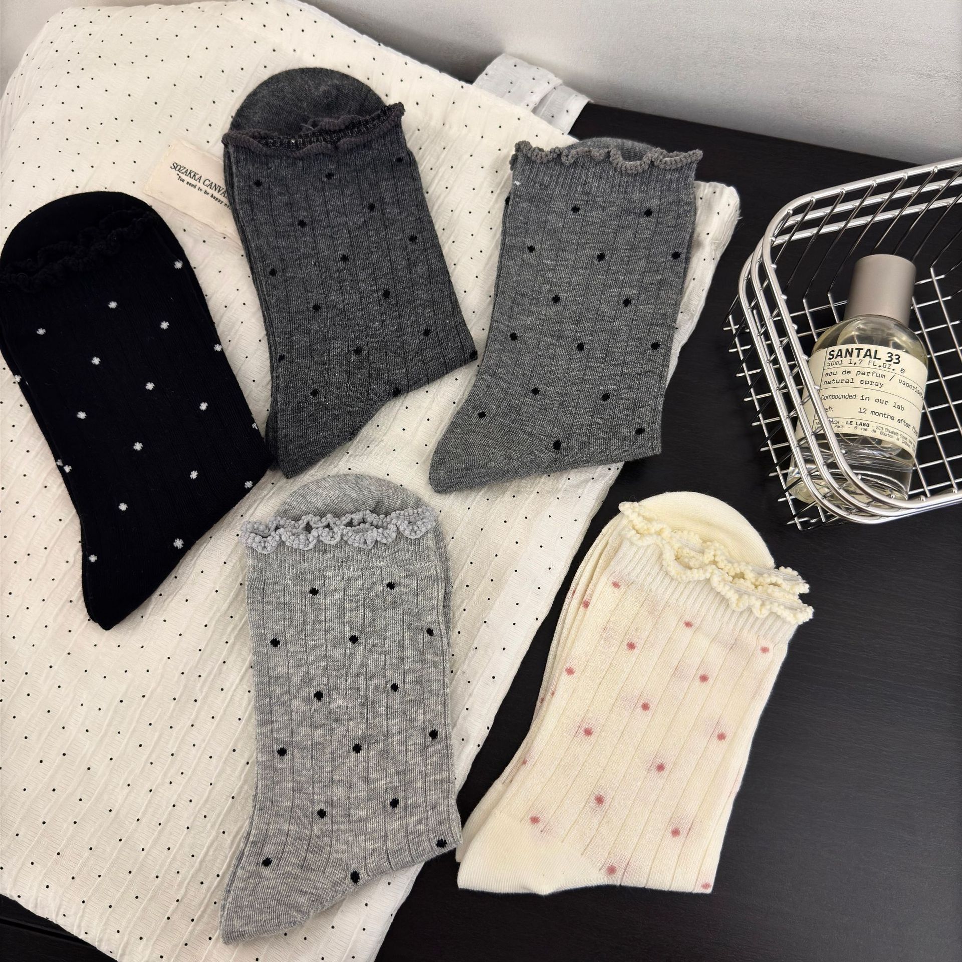 氣泡橘汁 波點百搭襪子女木耳邊少女純色夏天中筒襪ins風堆堆襪