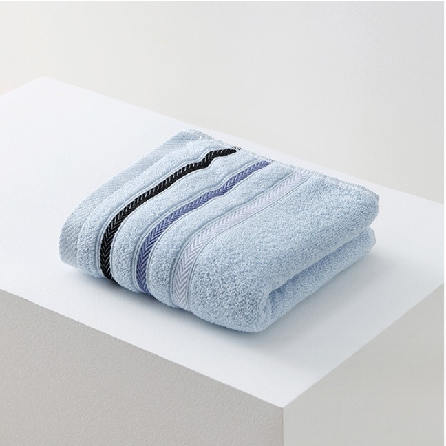 Saugfähiges, verdicktes und extra großes Handtuch mit Pfeilmuster für Erwachsene, geeignet für Zuhause, Baden und Gesichtswaschen, hergestellt aus_voghion.com