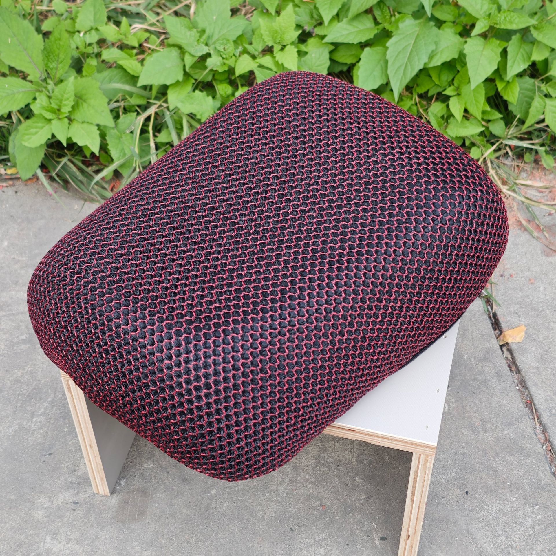 Load King Electric Vehicle Grid Cushion Cover Two-wheel Battery Car Hercules Roadbar Universal Leather Waterproof Cushion Cover