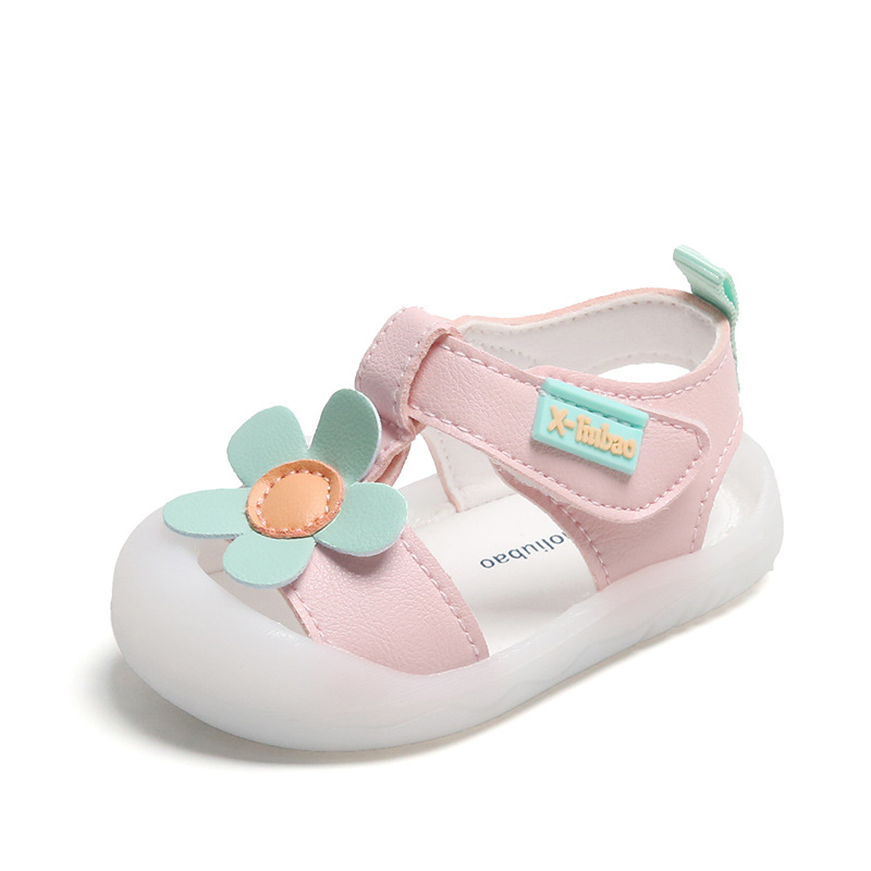 Sandalias de bebé femenino 2024 estilo de verano 0 uno 1-2 años bebé de suela blanda zapatos de princesa para niños pequeños zapatos para niñas 3