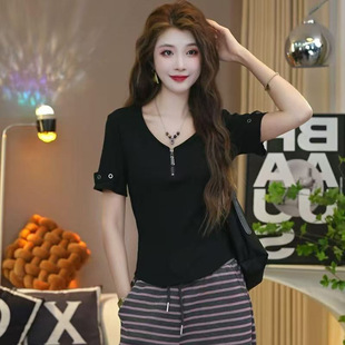 ��ɫ�I������ݼy�޶�����Ů�ļ��¿�r����������@������