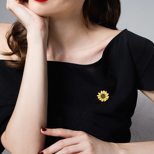 Sunflower Brooch High-End Women  New Daisy Brooch Sunflower Suit Sweater Autumn/Winter Accessory