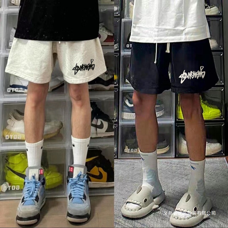 American-style shorts, buy one get one free, basketball knee-length quarter shorts, summer high-appearance sports pants for teenagers and middle school students American-style shorts, buy one get one free, basketball knee-length quarter shorts, summer high-appearance sports pants for teenagers and middle school students