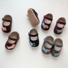 外贸跨境6-18个月婴儿学步鞋穿衣狗绒布秋季魔术贴软底婴儿鞋
