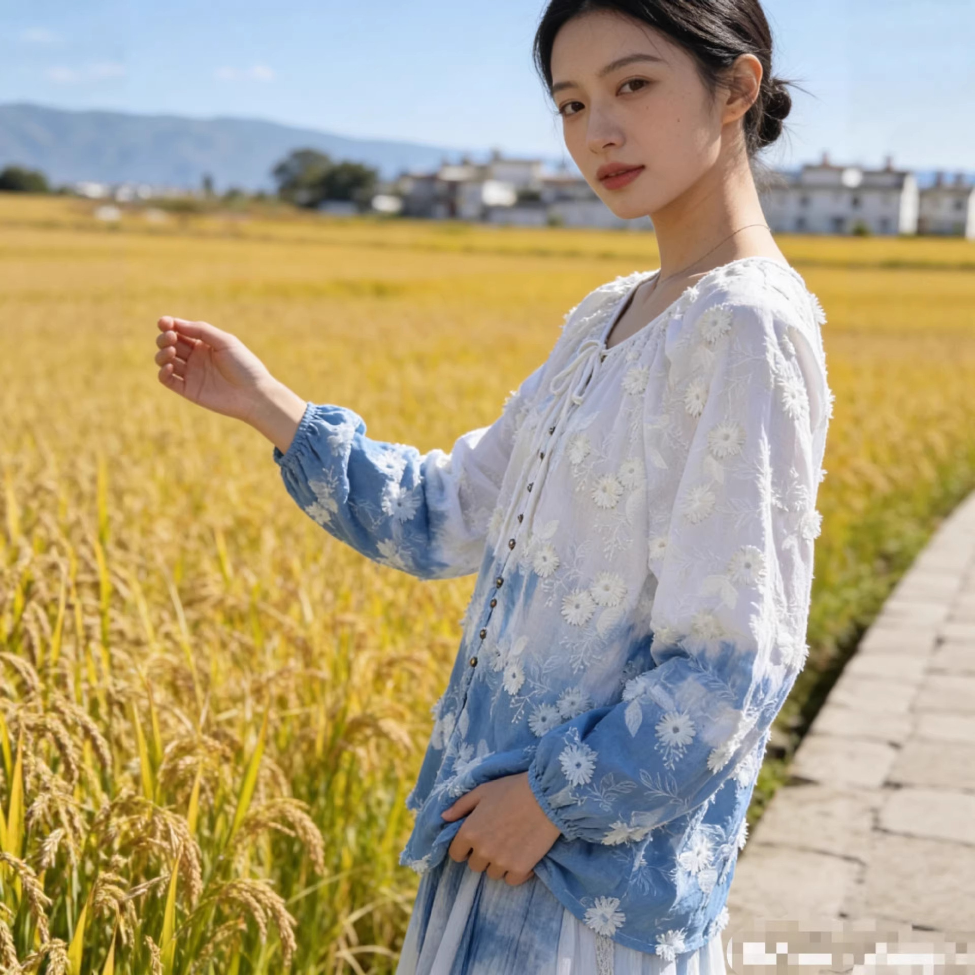 Yunnan Dali Tie-Dye Blue Dye Plant-Based Handcrafted Summer Three-Dimensional Floral Embroidery Shirt Top Direct from Manufacturer
