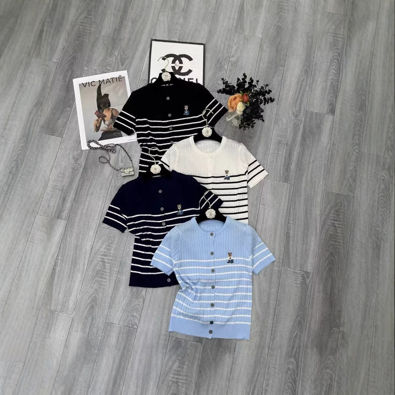 2026 Summer New Style Ice Silk V-Neck Knitwear Women's Short-Sleeved Contrast Stripesd Thin Knitted Bottoming Shirt 2026 Summer New Style Ice Silk V-Neck Knitwear Women's Short-Sleeved Contrast Stripesd Thin Knitted Bottoming Shirt