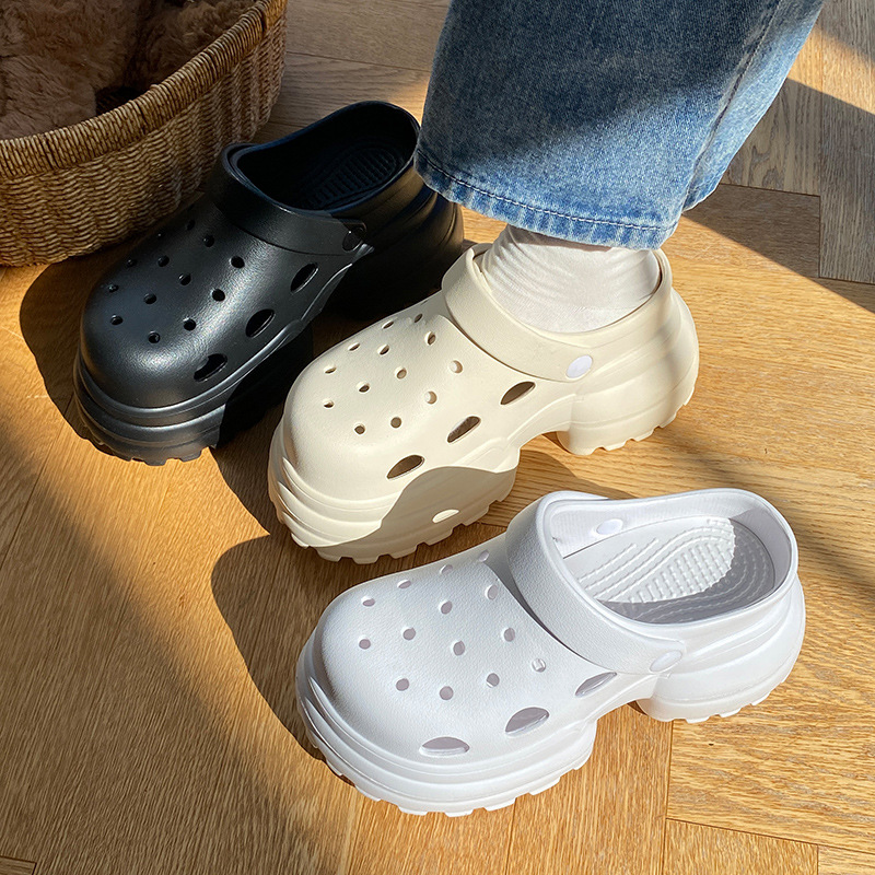 DIY Croc Shoes Women's Summer Outerwear Baotou Eva Non-Slip Thick Sole 2025 New Beach Shoes