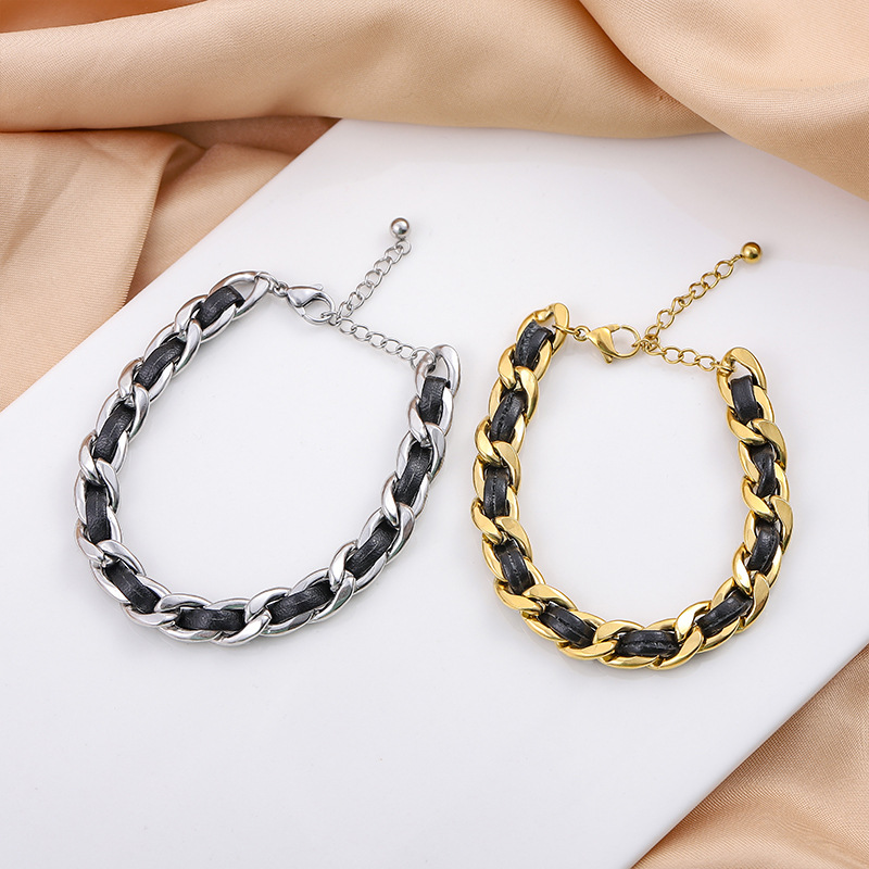 Comercio exterior venta caliente pequeña fragancia francesa pequeña bola de oro de titanio pulsera de acero lujoso ligera moda no decoloración joyería pulsera al por mayor image 4