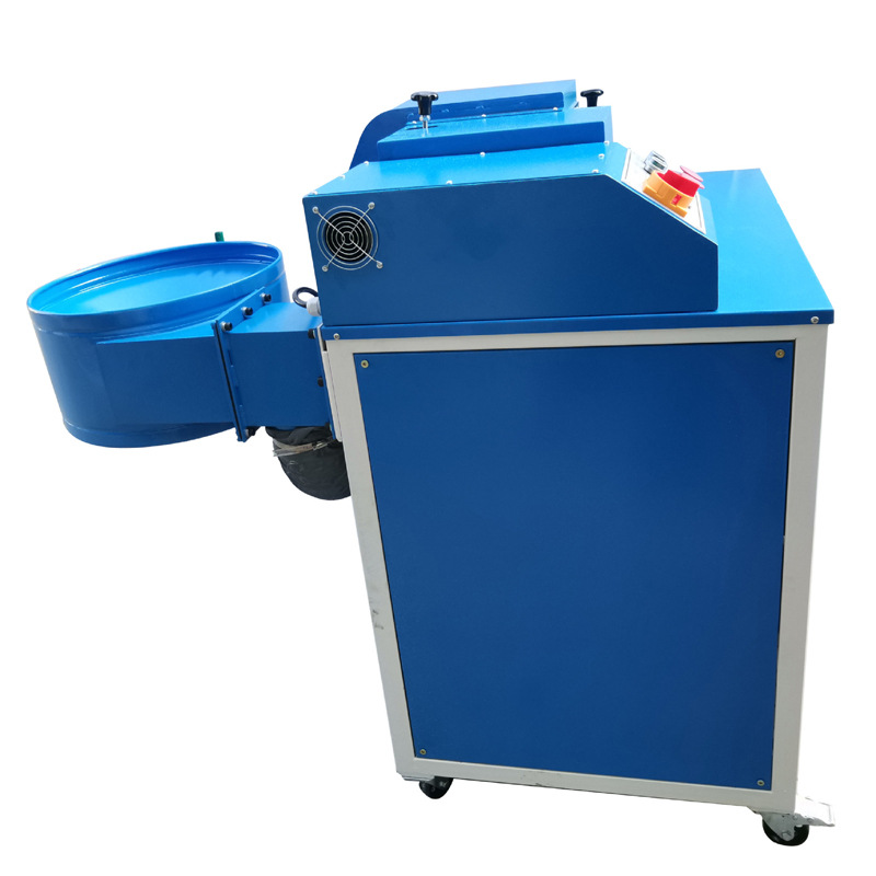 �㶫Ь������ֱ��EVA��TPR����Ь�״��ƽ���ֻ�Ь�״�ĥ��