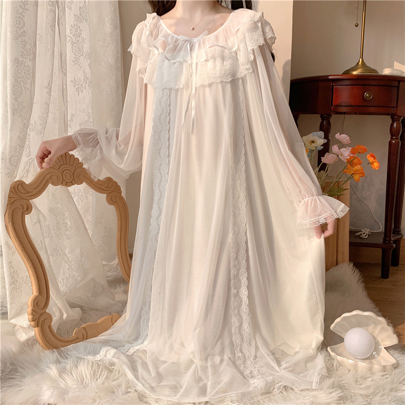 spring lace long-sleeve with bow