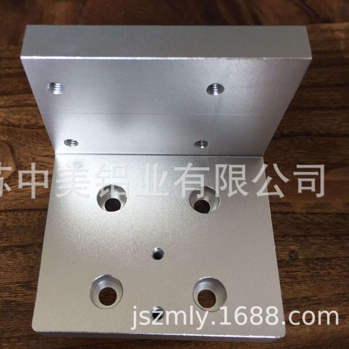 零部件 医疗器械零部件 喷砂 喷砂氧化 表面处理 阳极氧化