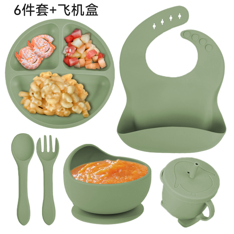 Juego de seis piezas verde militar (590g) babero pequeño ventosa tazón silicona tenedor cuchara