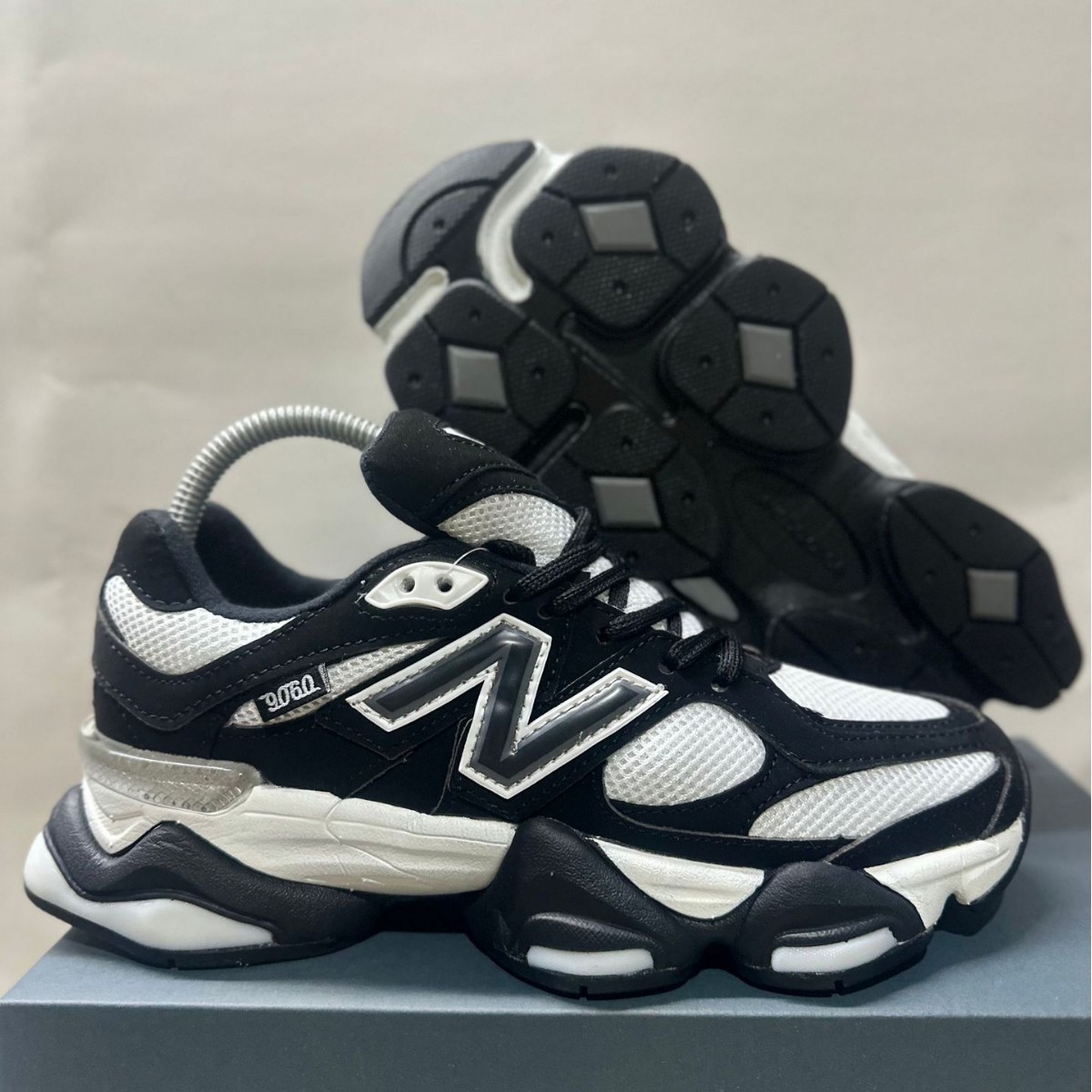 Zapatos Pitian puro comercio exterior original NB9060 tendencia de zapatos de papá retro altura pareja estudiantes hombres y mujeres zapatos deportivos para correr