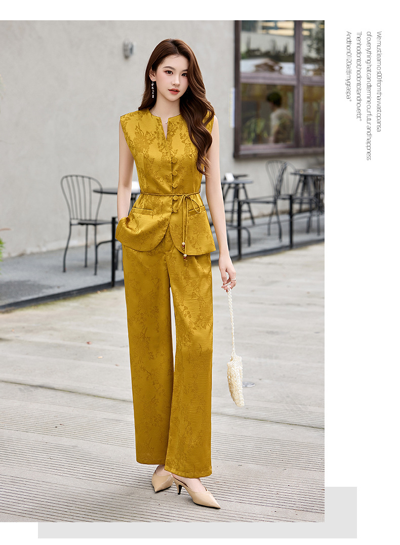Bộ quần áo hai mảnh nữ phong cách tân cổ điển Trung Hoa – áo gile họa tiết jacquard kết hợp quần ống rộng — màu đen, màu trắng, màu vàng chi tiết 11