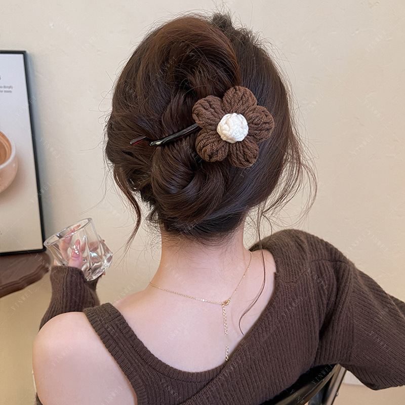 Horquilla de flores de felpa de otoño e invierno, clip de agarre de temperamento de alto nivel femenino