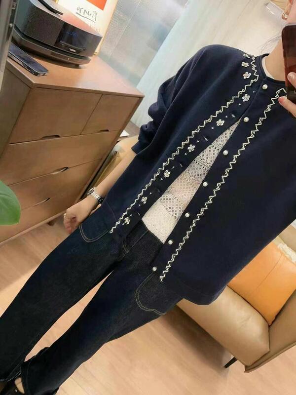 静谧藏青 2025早秋新品 轻奢小众 棉纱手工钉珠针织开衫|undefined