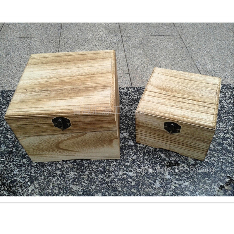 2  厂家订做火烤色定制方形便宜桐木防潮轻木出口欧洲花边底座