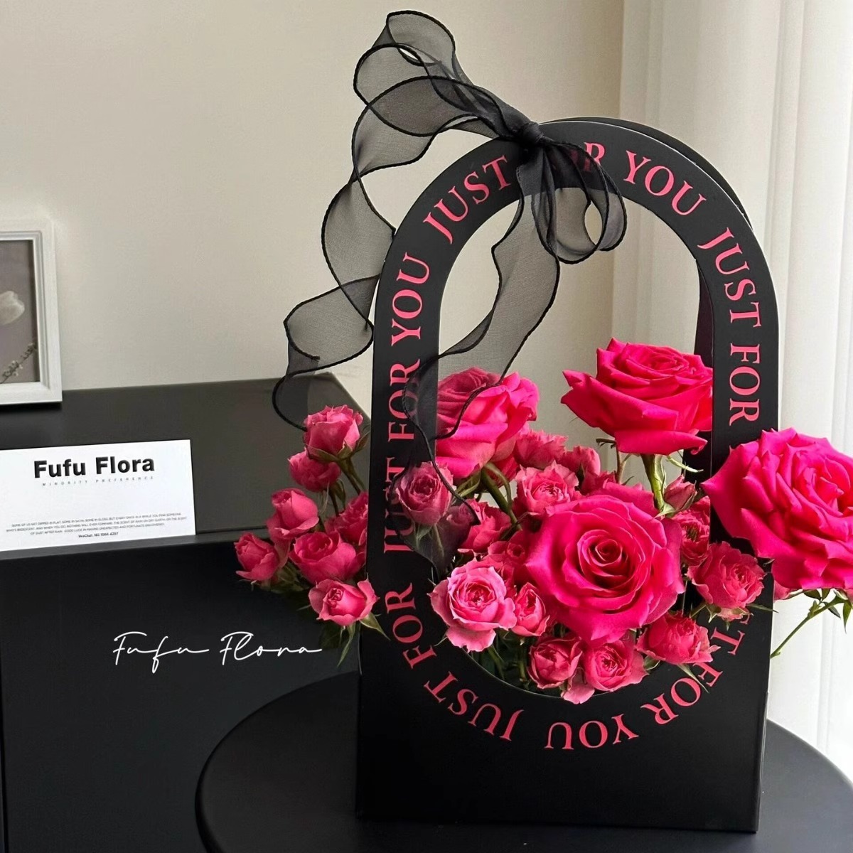 Día de San Valentín 520 flores caja de flores canasta hueca bolsa floral ramo floral hecha a mano caja de embalaje DIY material