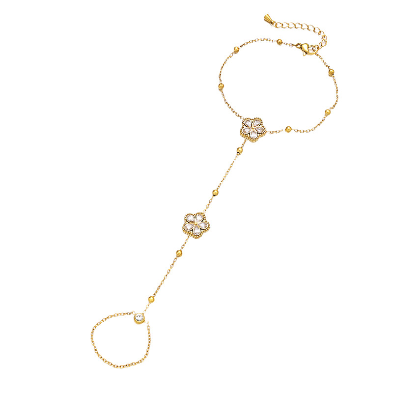 Tina Europa y América de moda transfronteriza cuatro hojas diseño de diseño de nariz de cerdo de zircon anillo de dedo nicho de alta calidad mujer