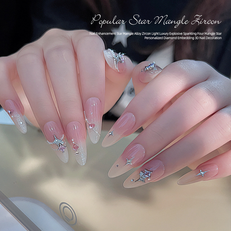 Joyería de uñas diamante estrella caliente aleación circón luz lujo flash cuatro Awn estrella diamante tridimensional decoración de uñas al por mayor