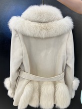 狐狸毛皮草外套女2023新款时尚年轻鹅绒内胆羽绒服大衣系带修身