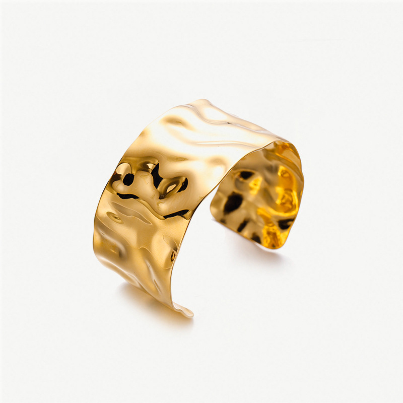Mujeres de alta calidad pulsera de acero inoxidable de estilo europeo y americano de moda transfronteriza pulsera de acero de titanio