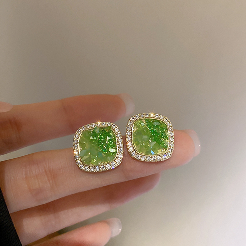 Temperamento de pendientes verdes pendientes ligeros lujosos de alto nivel sensación de pendientes zircon flores joyas geométricas al por mayor fábrica