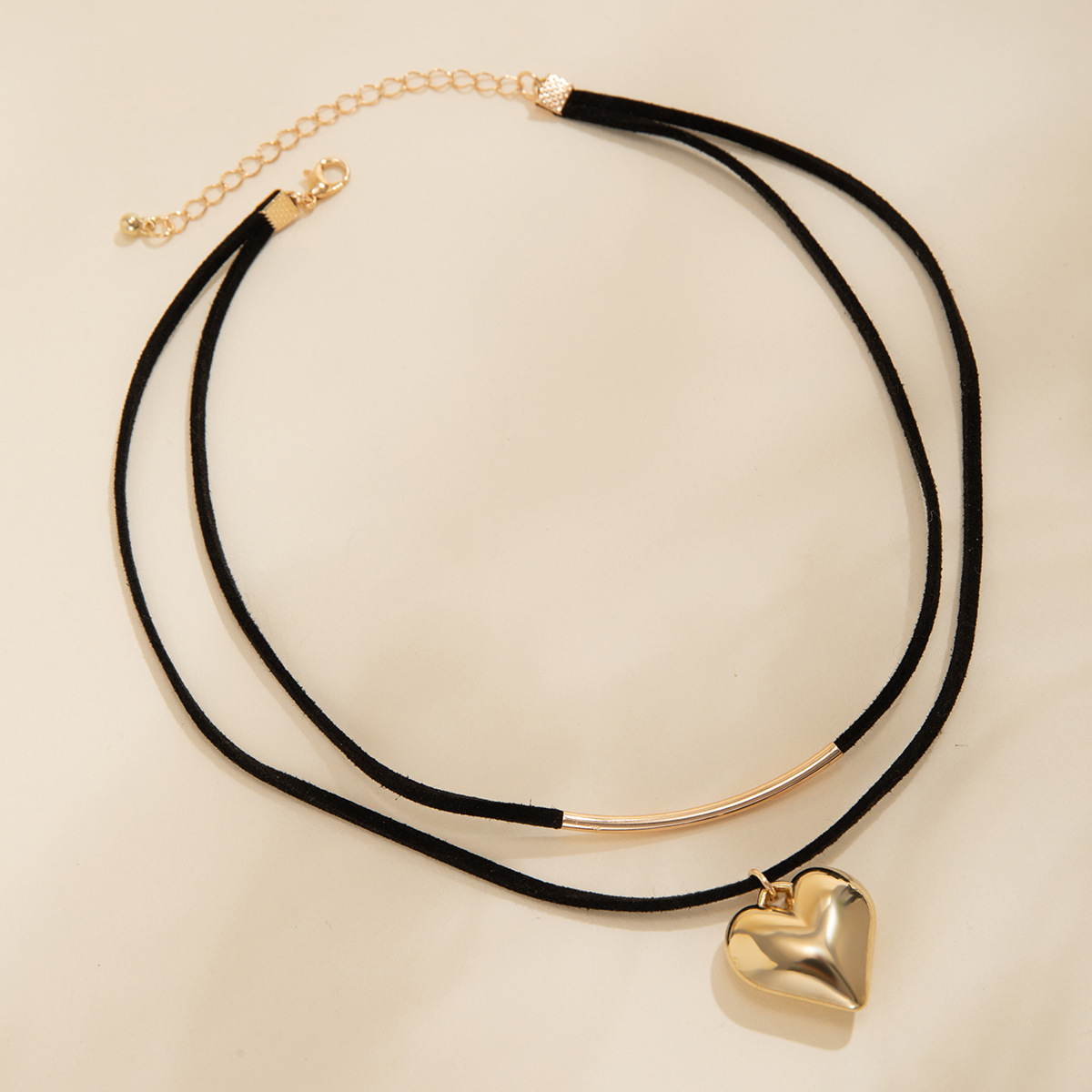 欧美跨境饰品 黑绳绒布几何小爱心项链 简约弯管heart Necklace