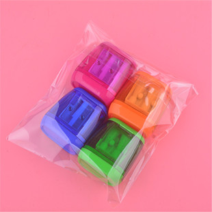 Plastic transparent pencil sharpener wholesale double-Hole sketch pencil sharpener primary school student stationery manual pencil transfer pen