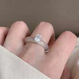 项链;戒指;手链